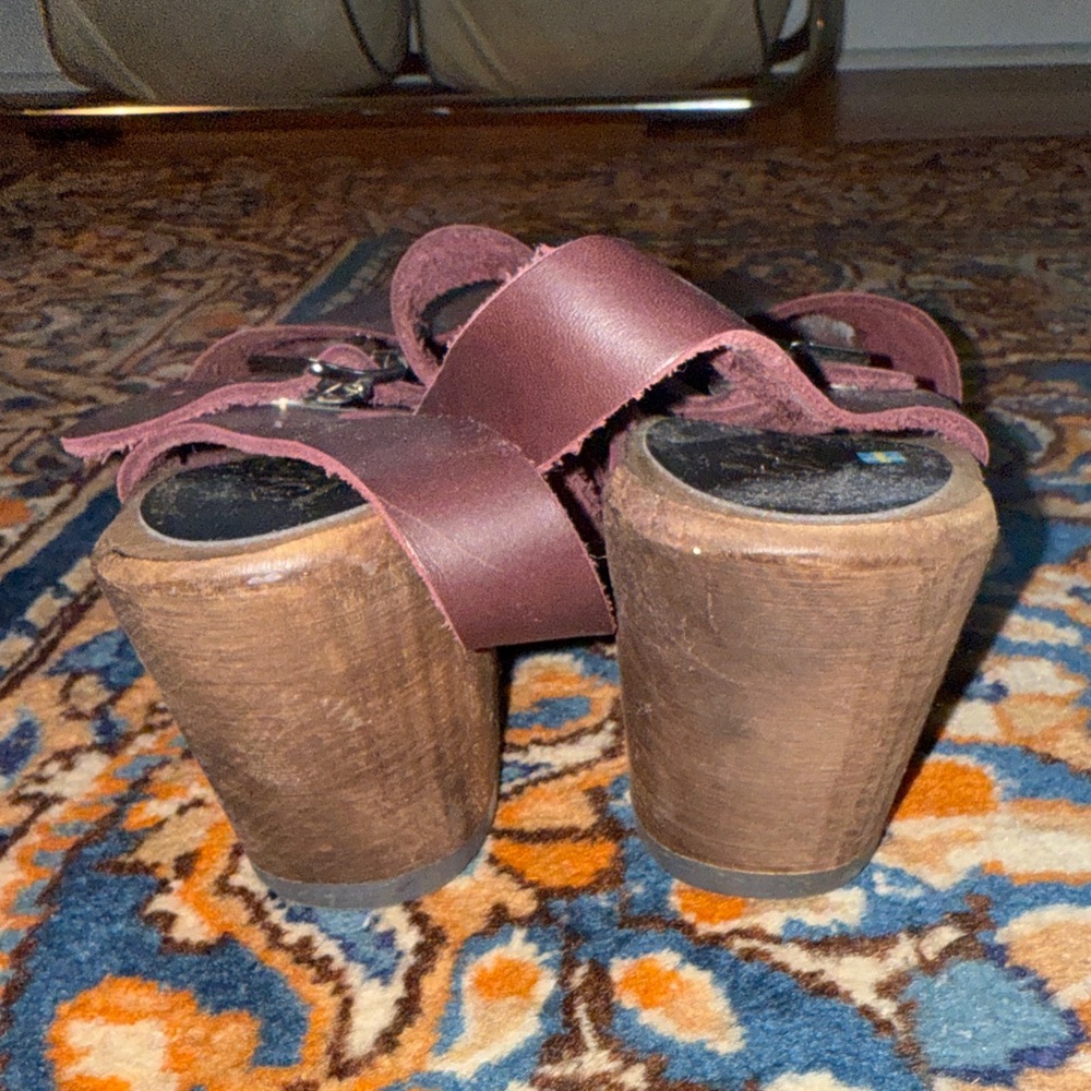 Like New Lotta from Stockholm Stylish Burgundy Leather Mary Jane Style Clogs - Picture 3 of 6